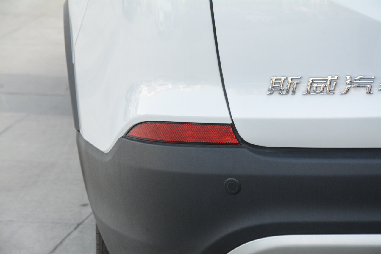 2019款斯威X7 1.8L手动舒适版7座