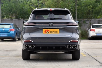 2025款长安CS75 PLUS 第四代 UItra 2.0T 新蓝鲸 擎风型