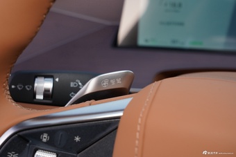 2025款汉L EV 四驱激光雷达旗舰型