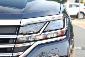 2023款途锐 3.0TSI 锐享版 经典运动套装