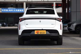 2024款睿蓝7 450km 荣耀版