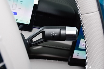 2025款银河星耀8 130km EM-i 尊贵版