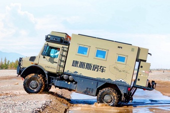 2026款康派斯奔驰Unimog 方舱版 官图