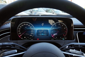 2026款奔驰E级 260 L 经典型