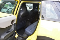 2025款MINI 2.0T COOPER S 艺术家 五门版