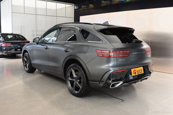 2025款捷尼赛思GV70 2.5T 四驱旗舰运动套件版