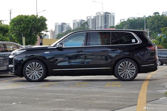 2025款吉利银河M9 210km 四驱领航版