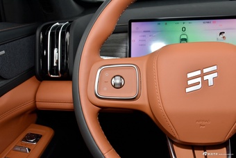 2026款捷途X70L 1.5TD 双离合舒适 5座