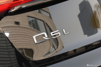 2024款奥迪Q5L 45 TFSI 豪华动感型