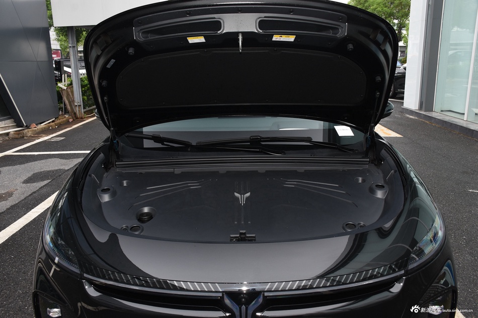 2024款岚图知音 超长续航智享版