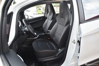 2024款睿蓝汽车X3 PRO 1.5L CVT小飒