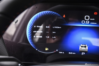 2019款宝骏RC-6 1.5T 自动24小时在线尊贵型