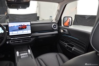 2025款坦克300 2.4T 柴油版