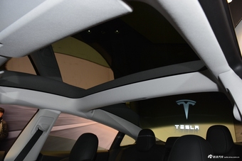 2021款Model 3 标准续航后驱升级版
