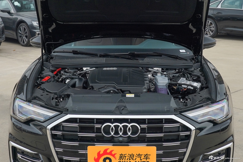 2026款奥迪A6L 45 TFSI 臻选动感型