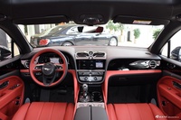 2024款添越 4.0T V8 长轴距版