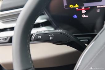 2026款奥迪A6L 3.0T quattro 旗舰型