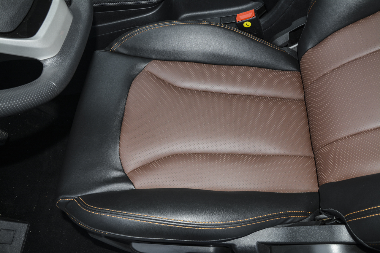 2019款斯威X7 1.8L手动舒适版7座