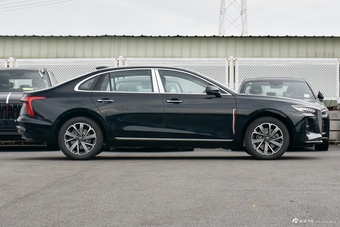 2025款红旗H5 PHEV 130 超混版