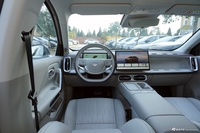 2025款零跑B01 550舒享版