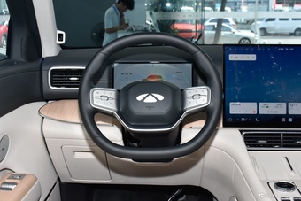 2026款风云T11 220四驱全家乐