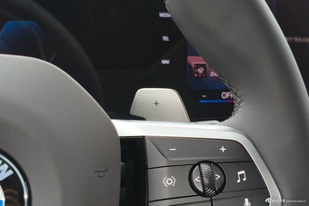 2024款宝马X1 xDrive25Li M运动套装