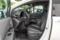 2024款格瑞维亚 2.5L混动 豪华版