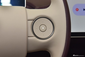 2025款萤火虫 游牧美拉德版