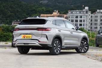 2025款宋PLUS EV 520km 尊贵型