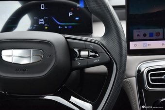 2025款博越L 第四代 1.5TD DCT 扬帆