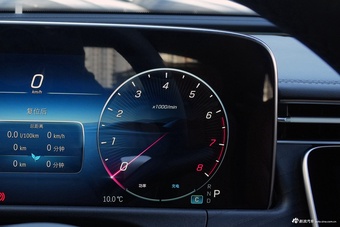 2026款奔驰E级 260 L 经典型