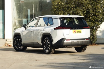 2026款RAV4荣放 2.0L 两驱豪华版