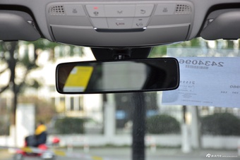 2022款奔驰E级 改款 E 300 L 豪华型