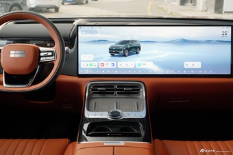 2025款吉利银河M9 210km 四驱领航版