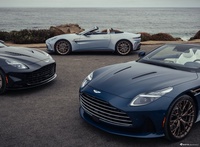 2025款DB12 4.0T V8 Volante 追霆者 官图