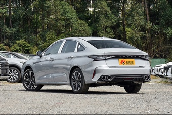 2024款艾瑞泽8 1.6T DCT睿