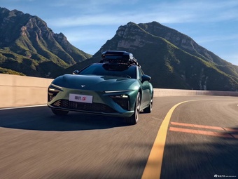 2024款哪吒S猎装 纯电 640 AWD MAX 官图