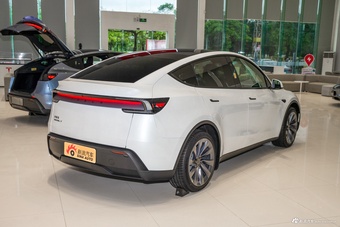 2026款Model Y 后轮驱动版