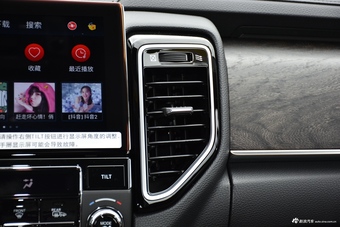 2020款UR-V 2.0T 370TURBO 两驱尊雅版