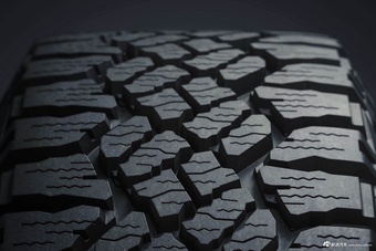 2026款路虎卫士 110 OCTA