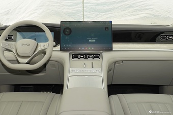 2026款海狮08 EV 800KM 5座 四驱旗舰型