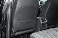 2024款途观L 出众款 330TSI 自动两驱龙腾版