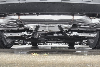 2025款奥迪A6L 改款 40 TFSI 豪华动感型