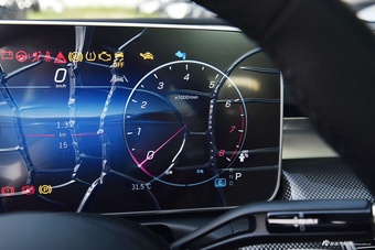 2025款奔驰CLE 260 轿跑车