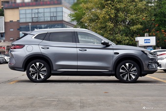 2025款宋PLUS EV 智驾版 520km 豪华型