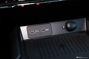 2026款哈弗猛龙Hi4 200 Ultra 领航版