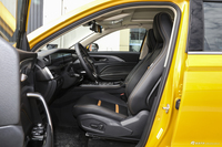 2019款奔腾T77 1.2T自动尊贵型230 TID国V