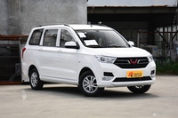 2020款五菱宏光S 1.5L手动标准型 