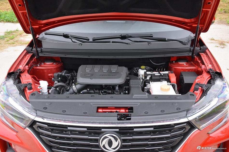 2021款风行T5 1.5T自动尊贵型