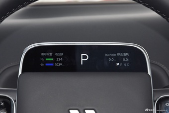 2025款理想L8 Max 智能焕新版